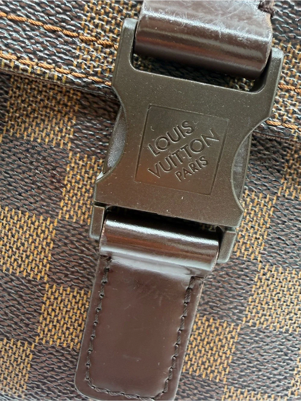 Louis Vuitton Damier Crossbody Shoulder Bag  Leather Melville Ebene